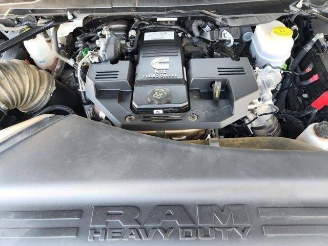 RAM 2500 Laramie Crew Cab SWB 4WD 2024