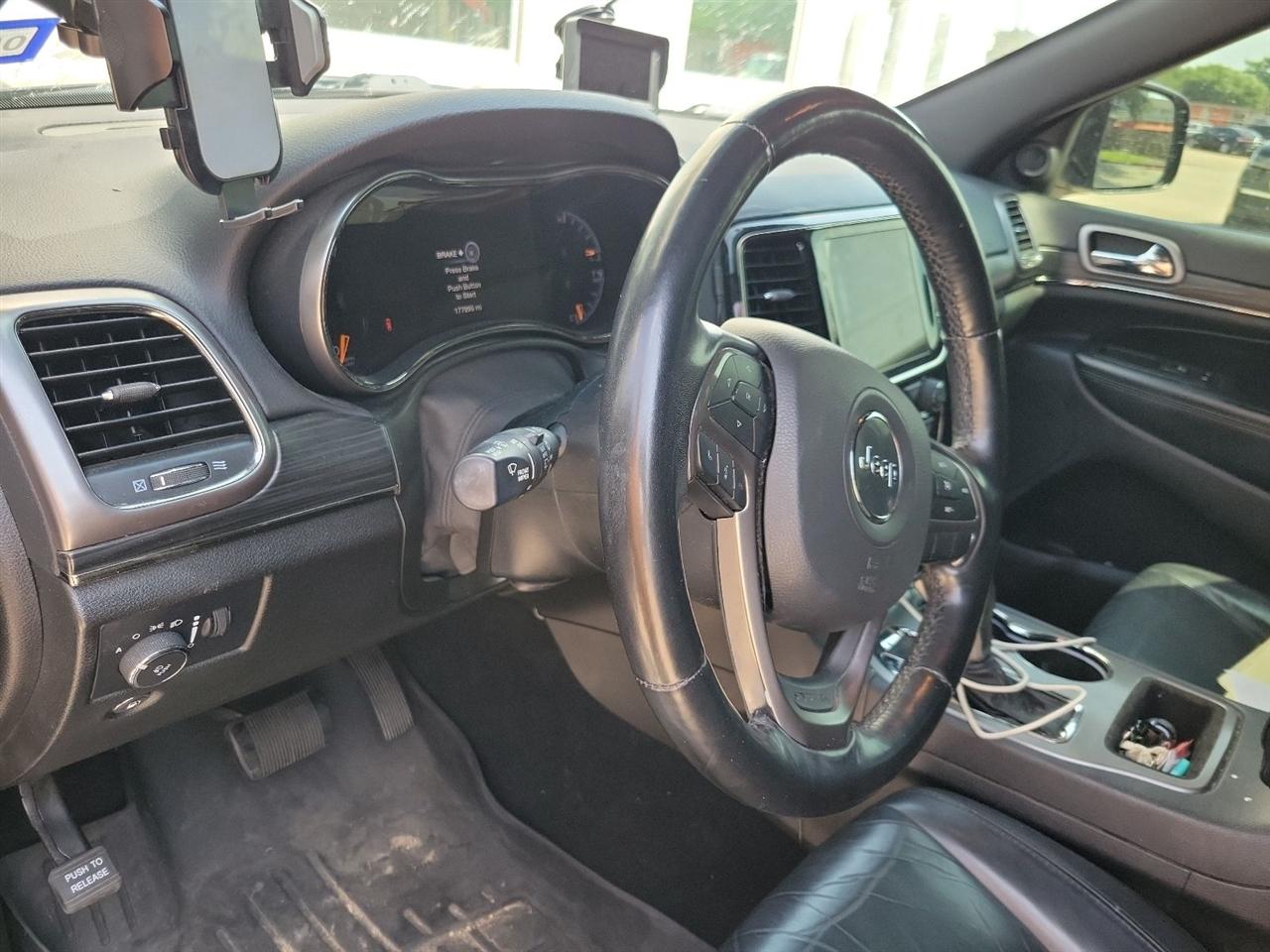 Jeep Grand Cherokee Limited 2WD 2021