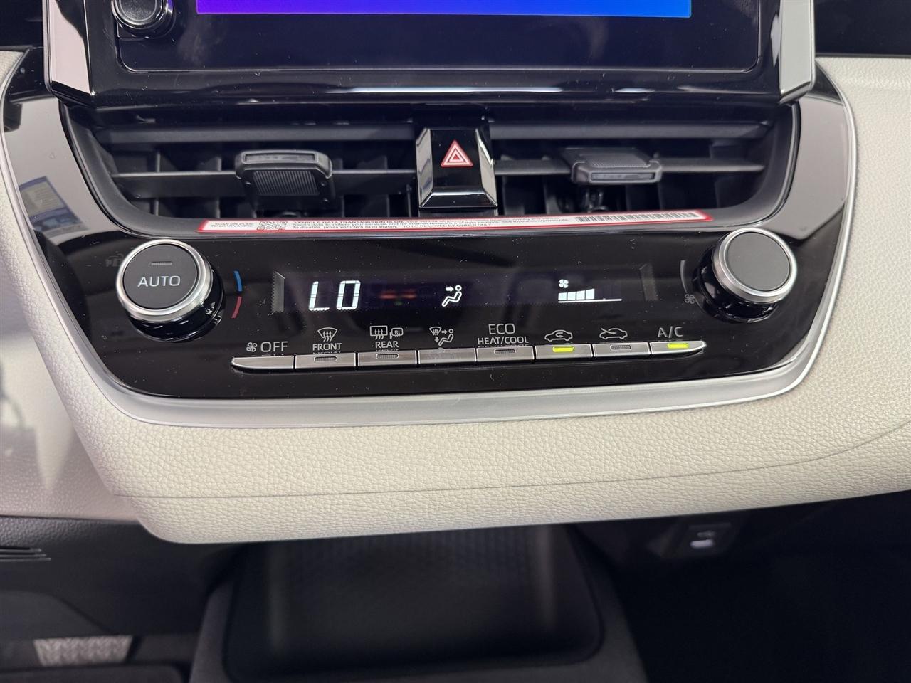 Toyota Corolla LE 2026
