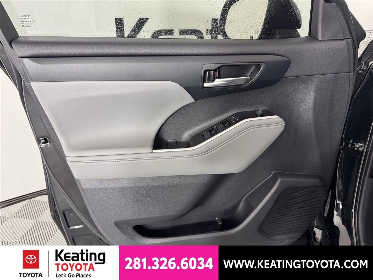 Toyota Highlander Limited AWD 2026