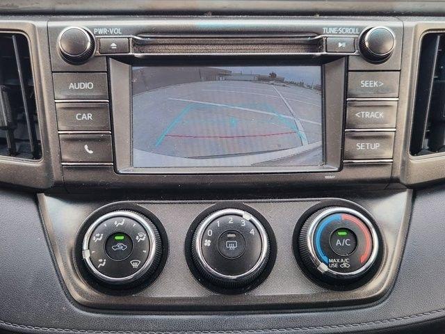 Toyota RAV4 LE FWD 2015