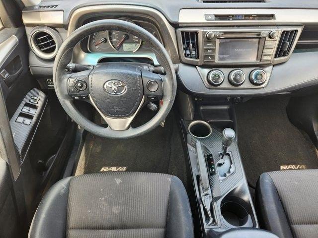 Toyota RAV4 LE FWD 2015