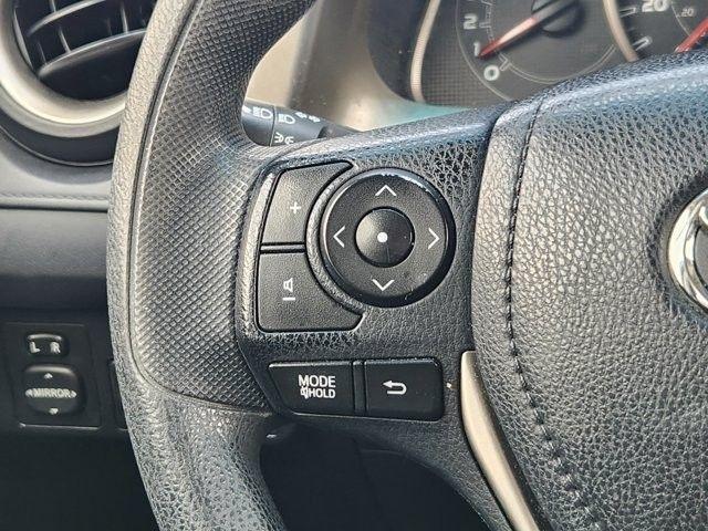 Toyota RAV4 LE FWD 2015