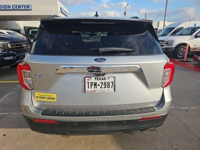 Ford Explorer XLT 2023