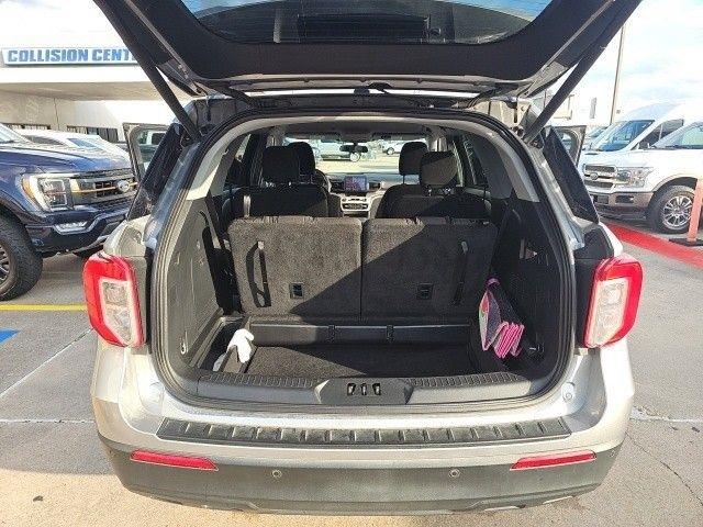 Ford Explorer XLT 2023
