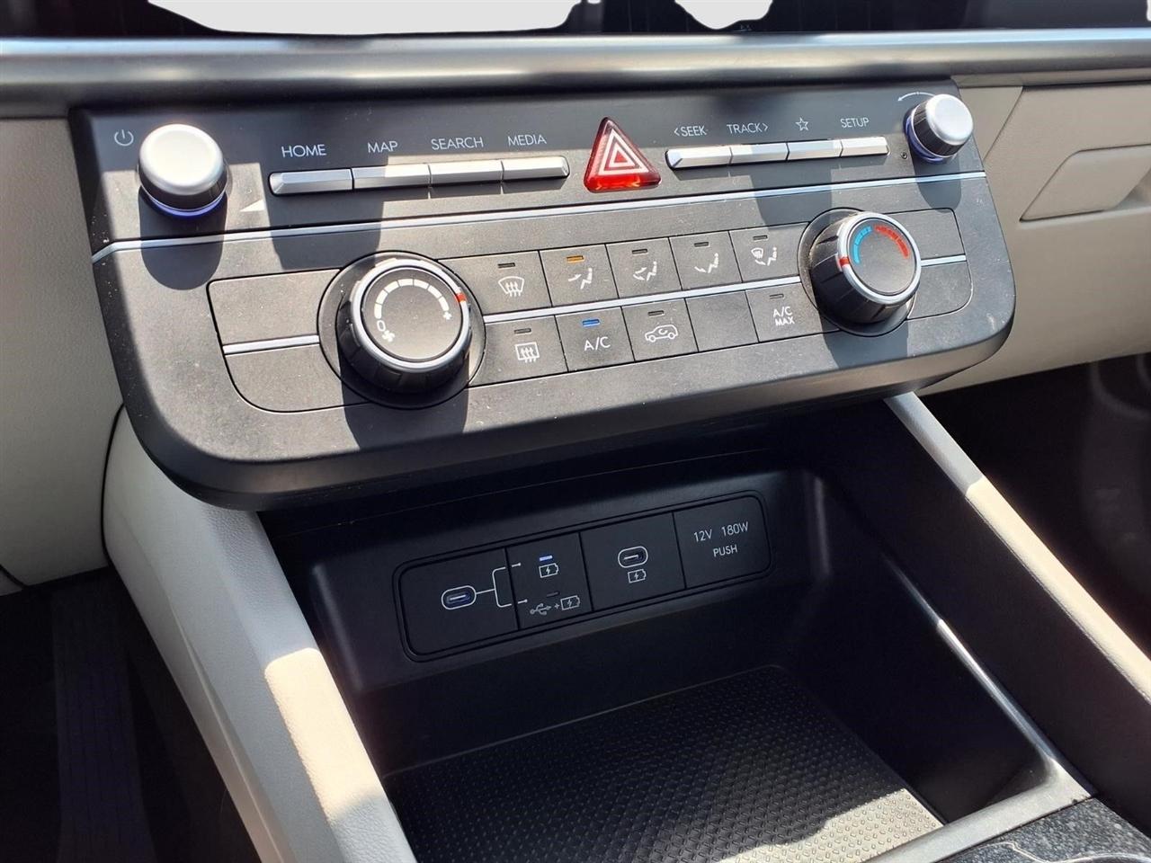 Hyundai Tucson SE 2025