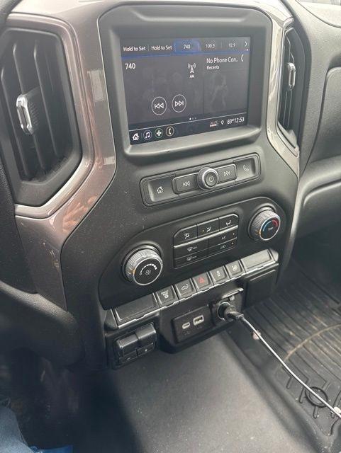 Chevrolet Silverado 2500HD Custom Crew Cab Long Box 4WD 2023
