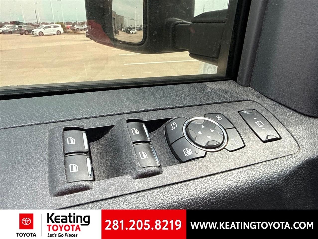 Ford F-250 SD Lariat Crew Cab 4WD 2019