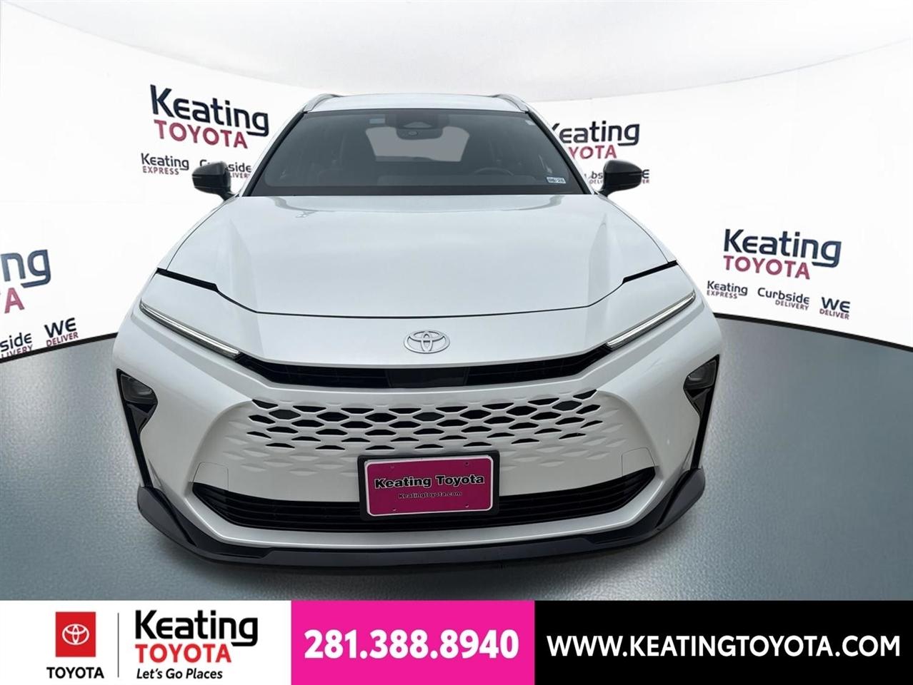 Toyota Crown Signia XLE 2025