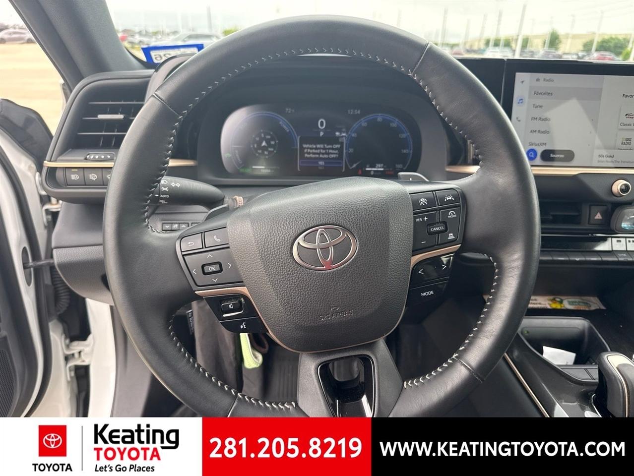 Toyota Crown Signia XLE 2025
