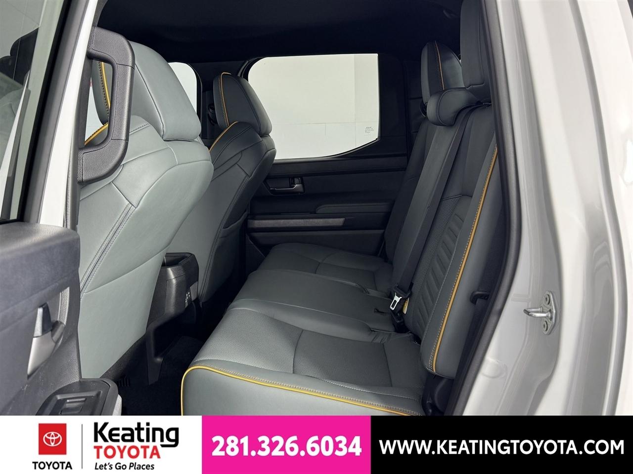 Toyota Tacoma Double Cab 4WD 2026