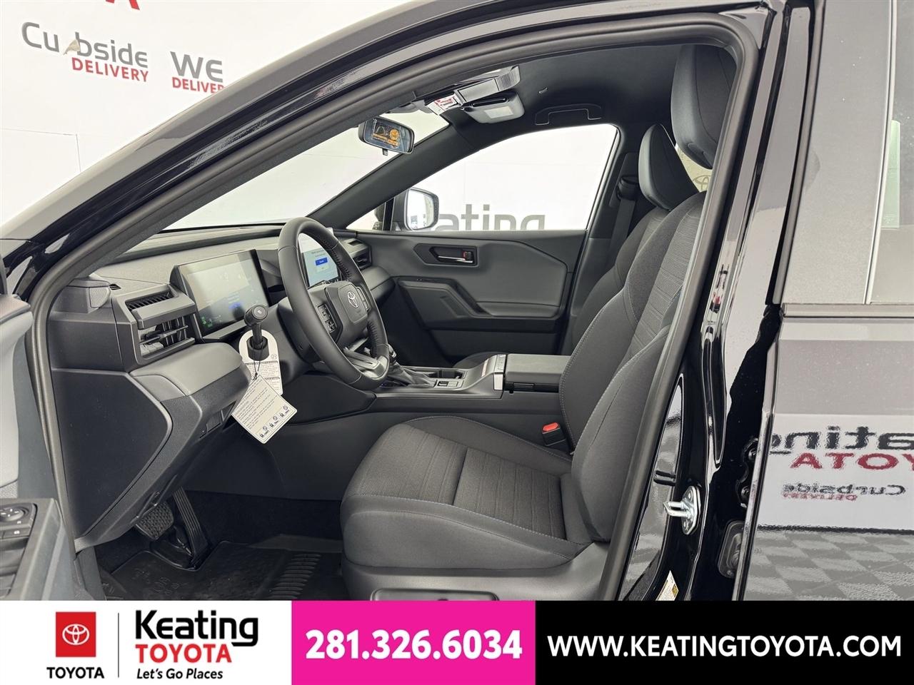 Toyota RAV4 Plug-In Hybrid SE 2026