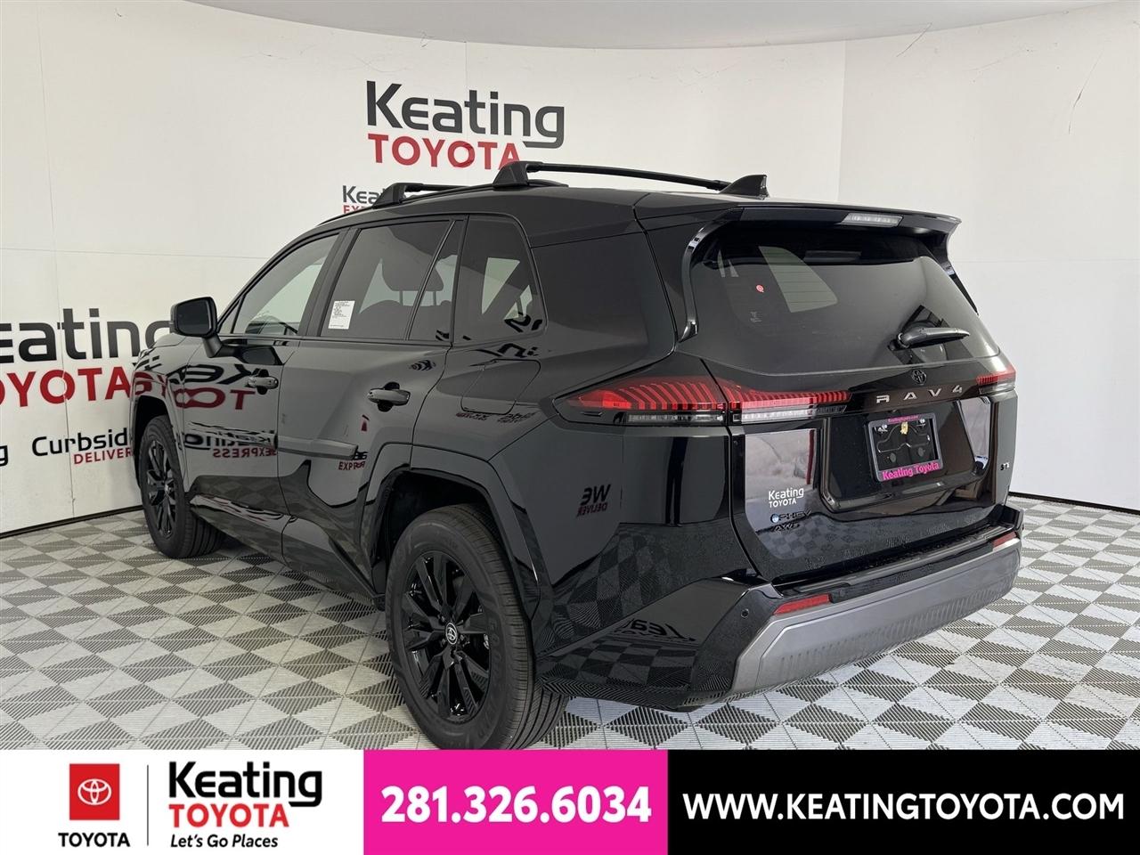 Toyota RAV4 Plug-In Hybrid SE 2026