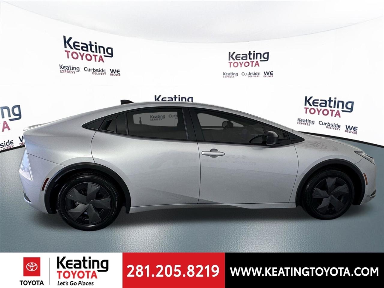 Toyota Prius LE 2026