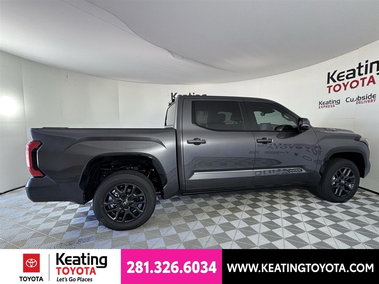 Toyota Tundra Platinum CrewMax 4WD Hybrid 2026