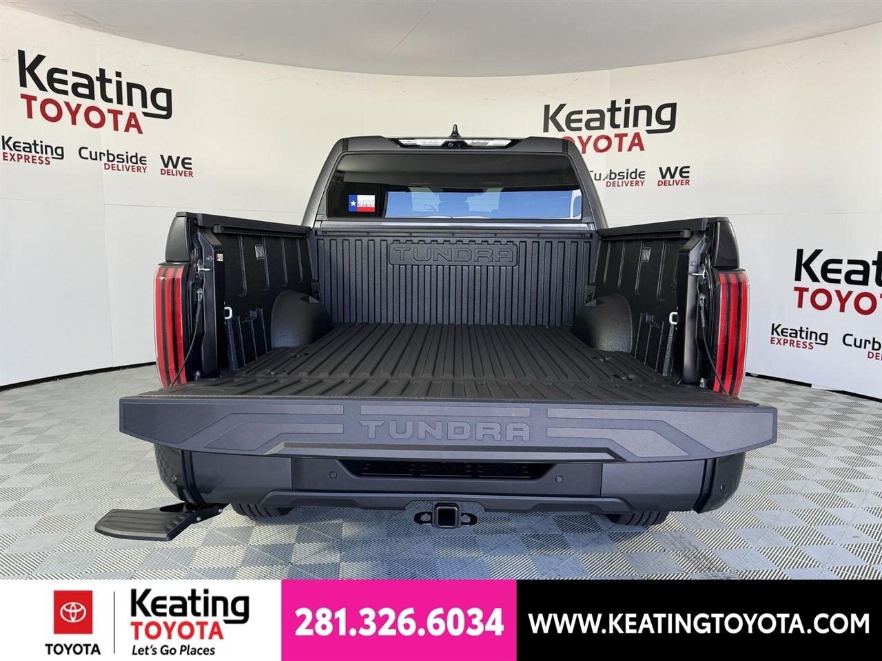 Toyota Tundra Platinum CrewMax 4WD Hybrid 2026