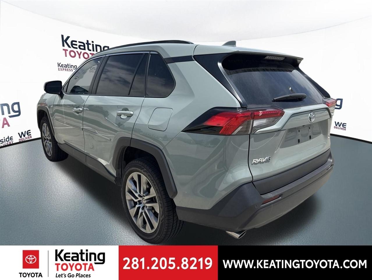 Toyota RAV4 XLE Premium 2022