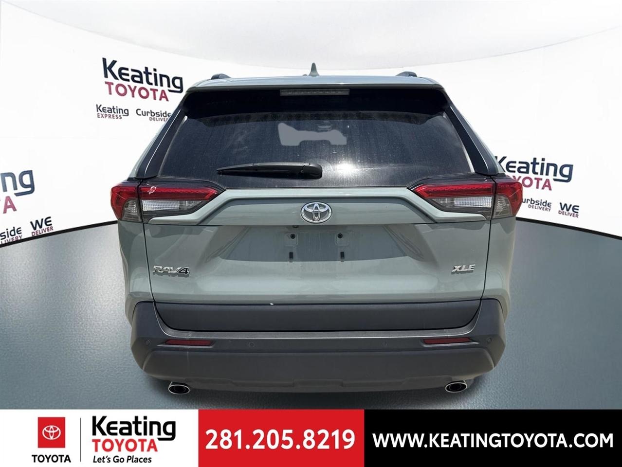 Toyota RAV4 XLE Premium 2022
