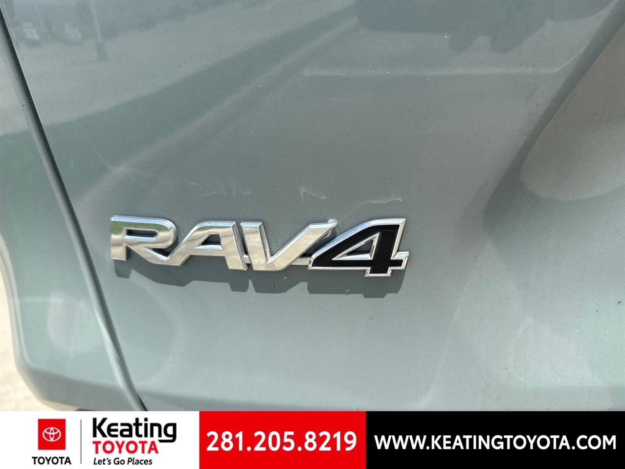 Toyota RAV4 XLE Premium 2022