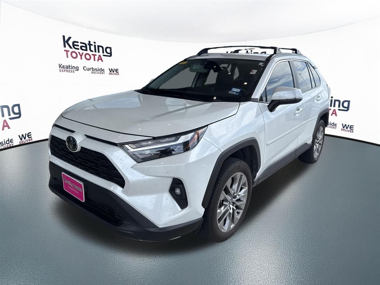 Toyota RAV4 XLE Premium 2025