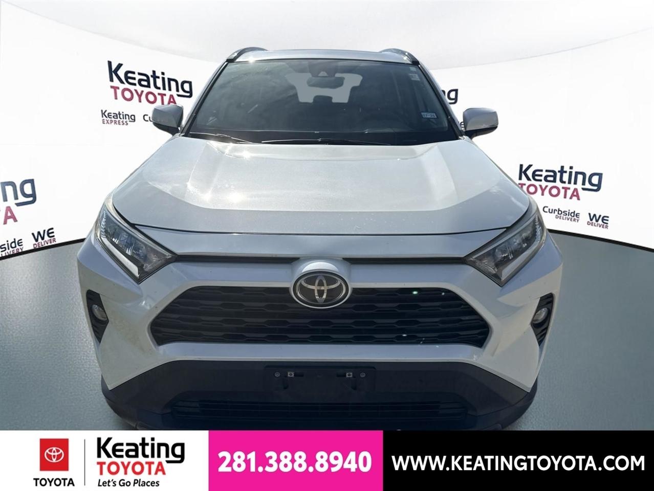 Toyota RAV4 XLE Premium 2021