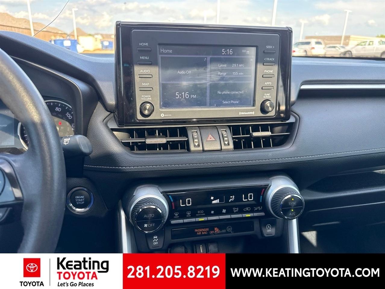 Toyota RAV4 XLE Premium 2021
