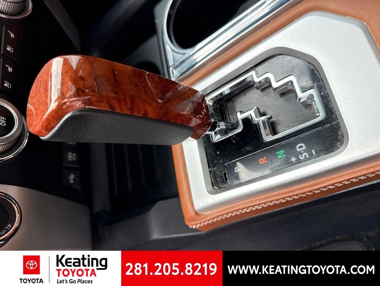 Toyota Tundra Platinum CrewMax 5.7L 4WD 2021