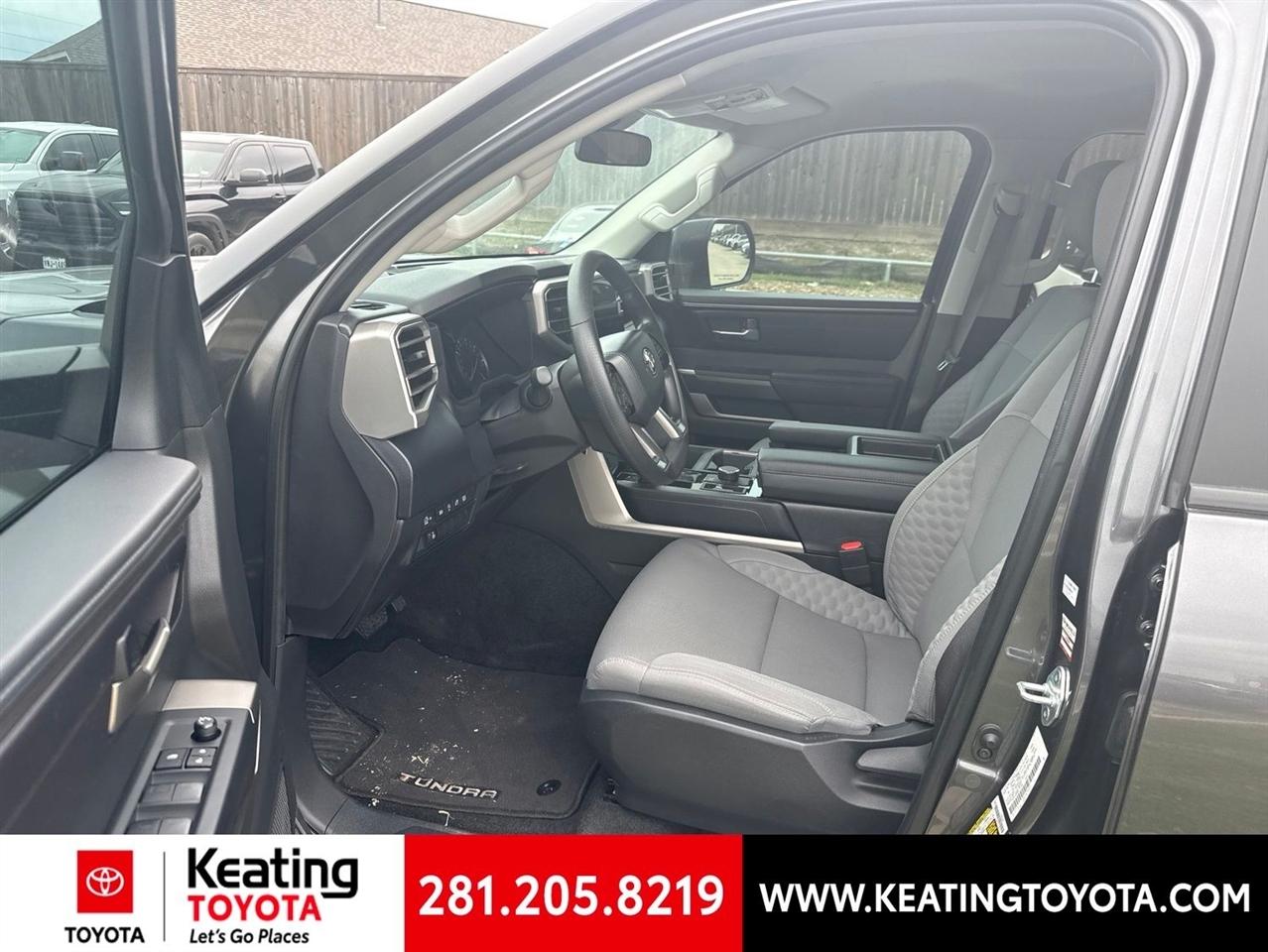 Toyota Tundra SR5 CrewMax 4WD 2024