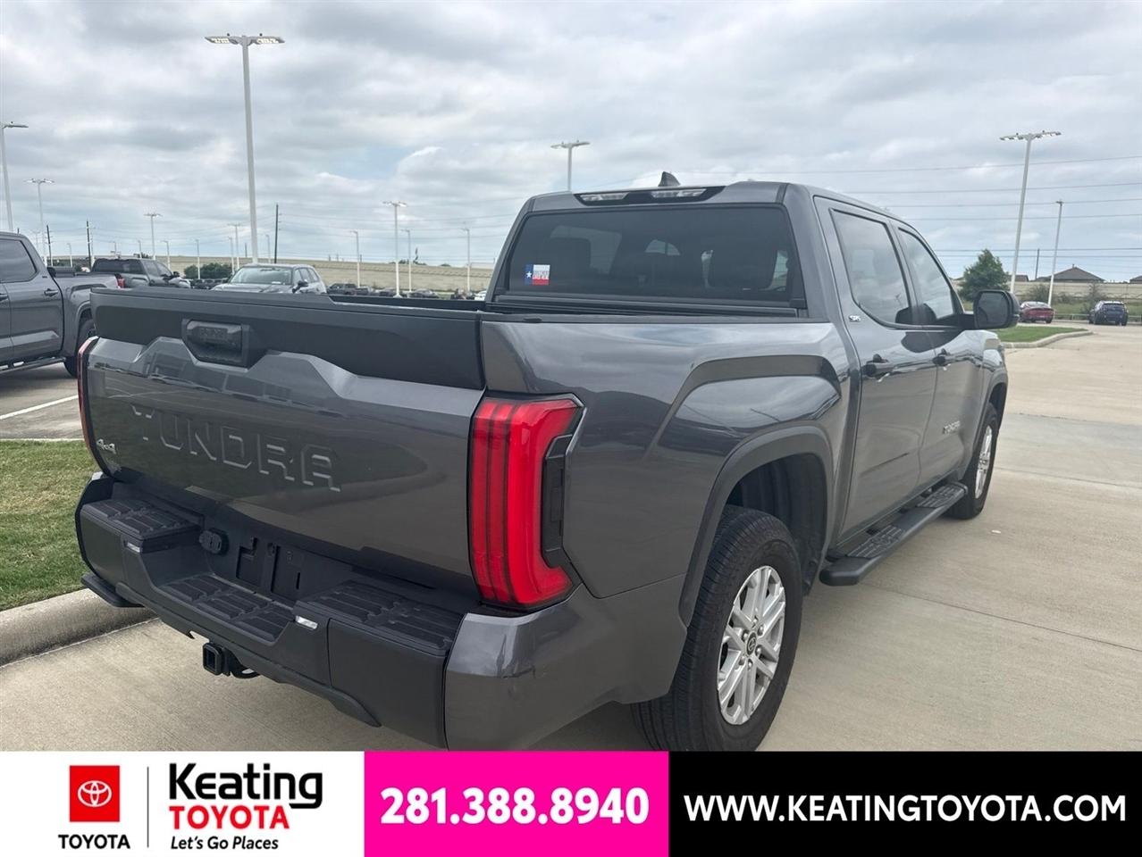Toyota Tundra SR5 CrewMax 4WD 2024