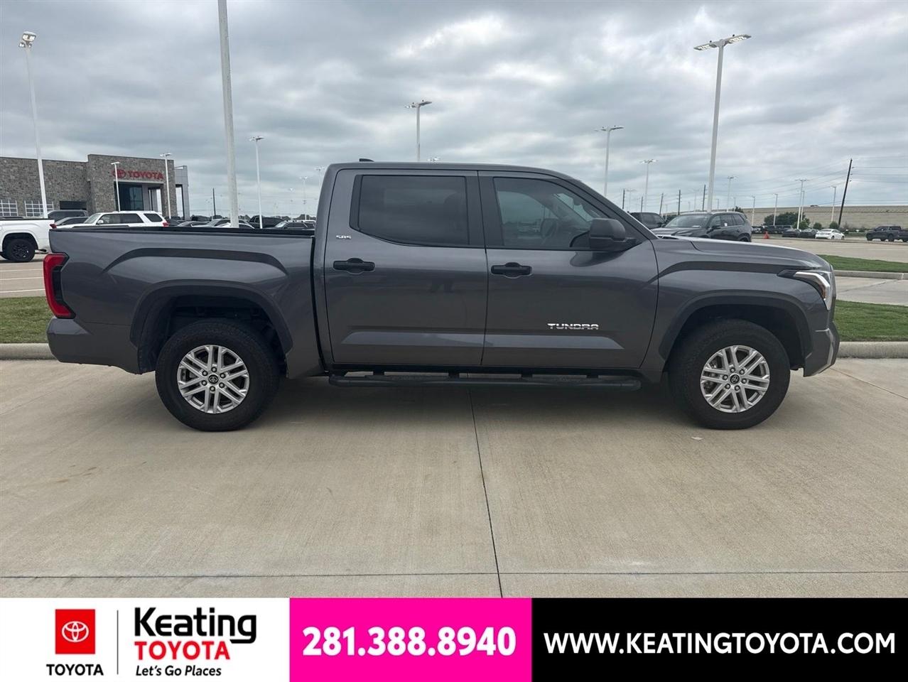 Toyota Tundra SR5 CrewMax 4WD 2024