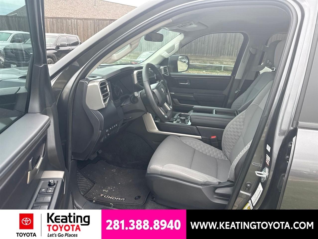 Toyota Tundra SR5 CrewMax 4WD 2024