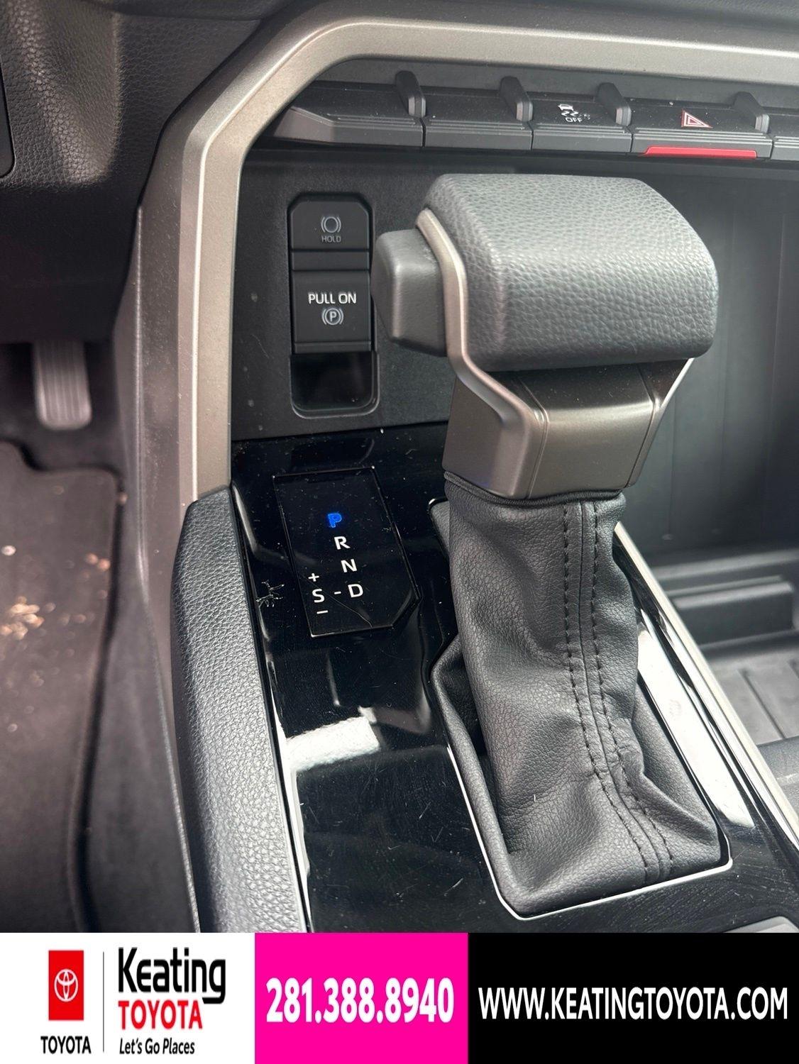 Toyota Tundra SR5 CrewMax 4WD 2024