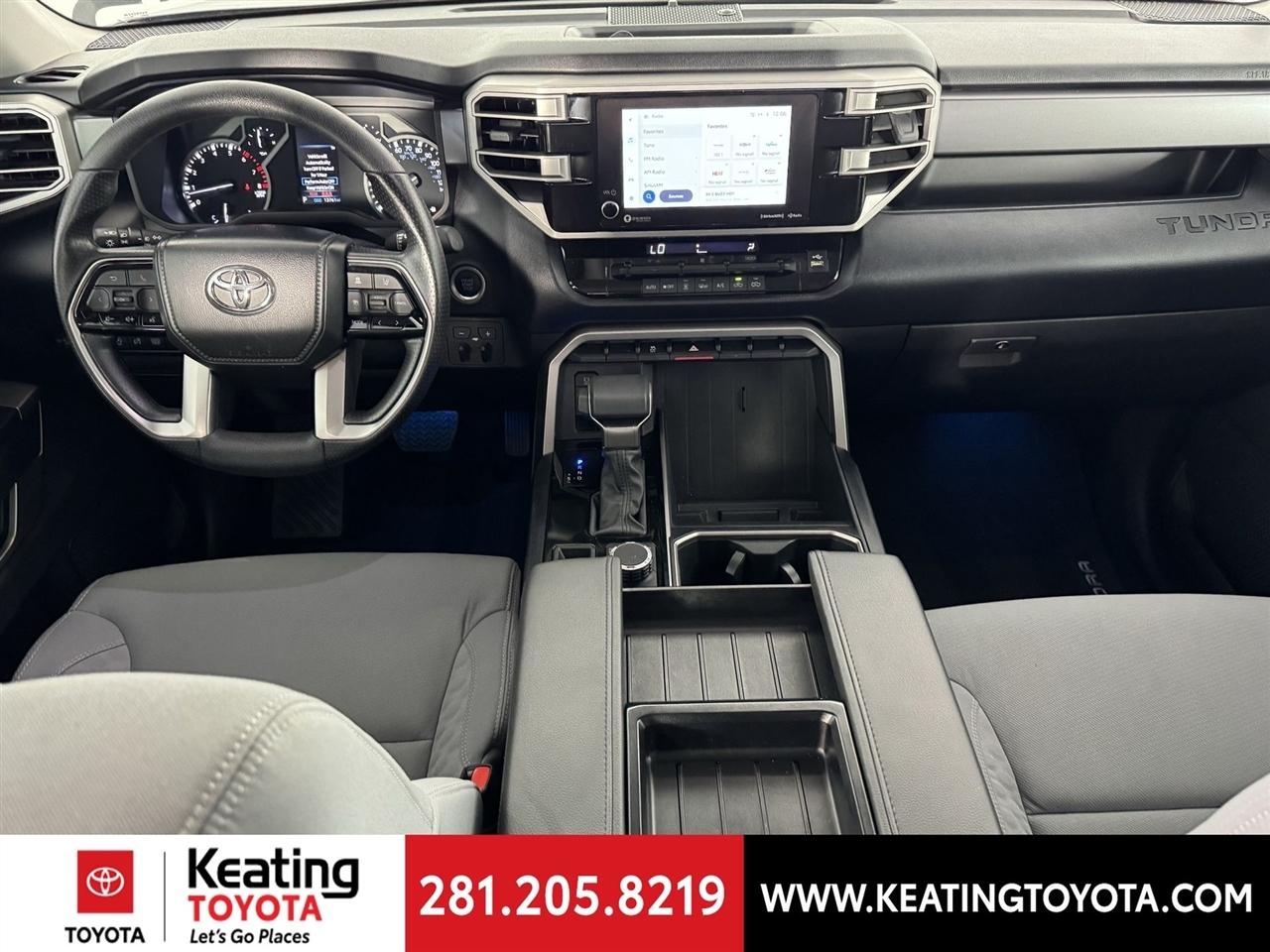 Toyota Tundra SR5 CrewMax 4WD 2024