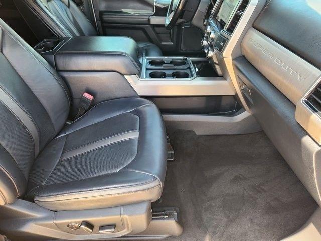Ford F-450 SD King Ranch Crew Cab DRW 4WD 2022