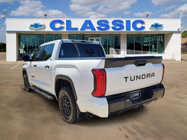 Toyota Tundra SR5 CrewMax 2WD 2025