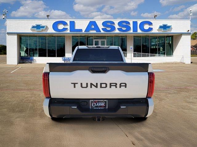 Toyota Tundra SR5 CrewMax 2WD 2025