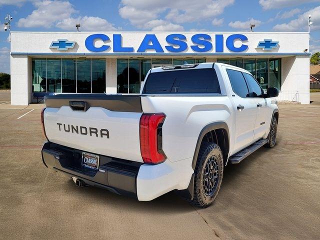 Toyota Tundra SR5 CrewMax 2WD 2025