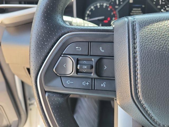 Toyota Tundra SR5 CrewMax 2WD 2025