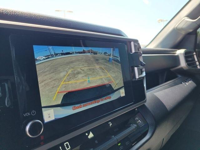 Toyota Tundra SR5 CrewMax 2WD 2025