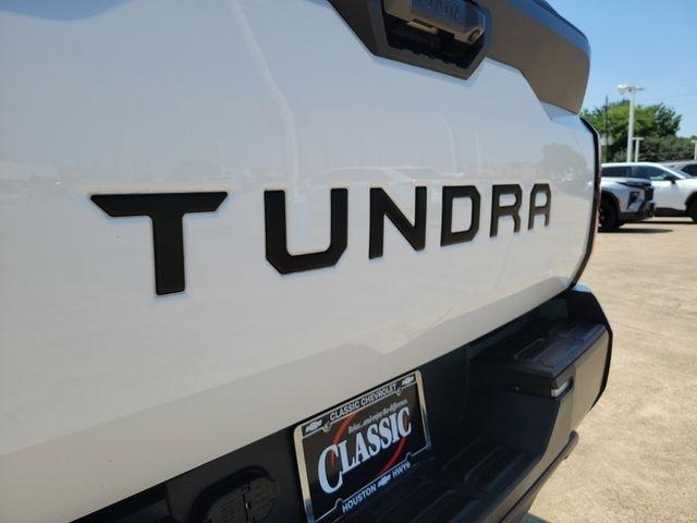 Toyota Tundra SR5 CrewMax 2WD 2025