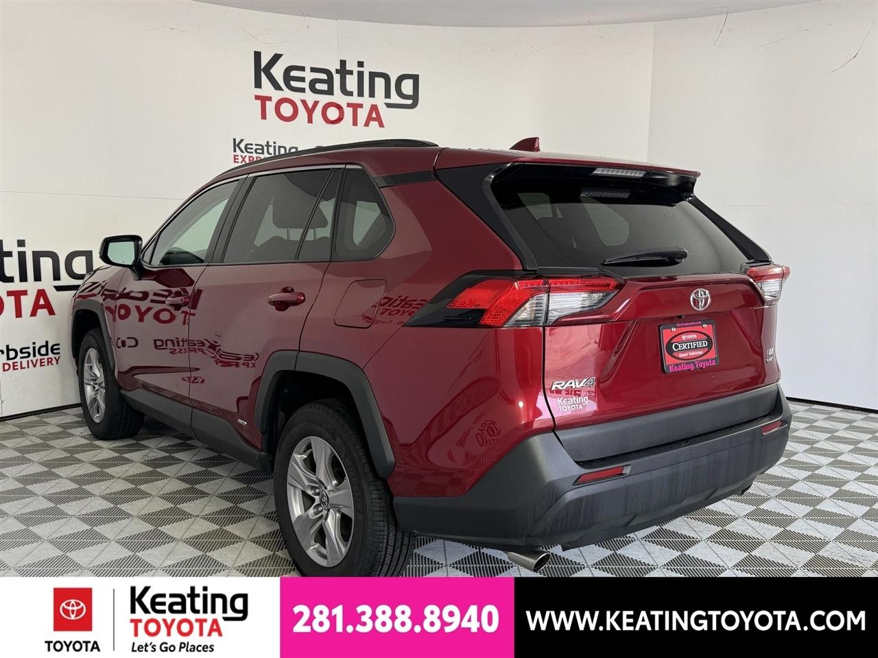 Toyota RAV4 Hybrid LE 2025