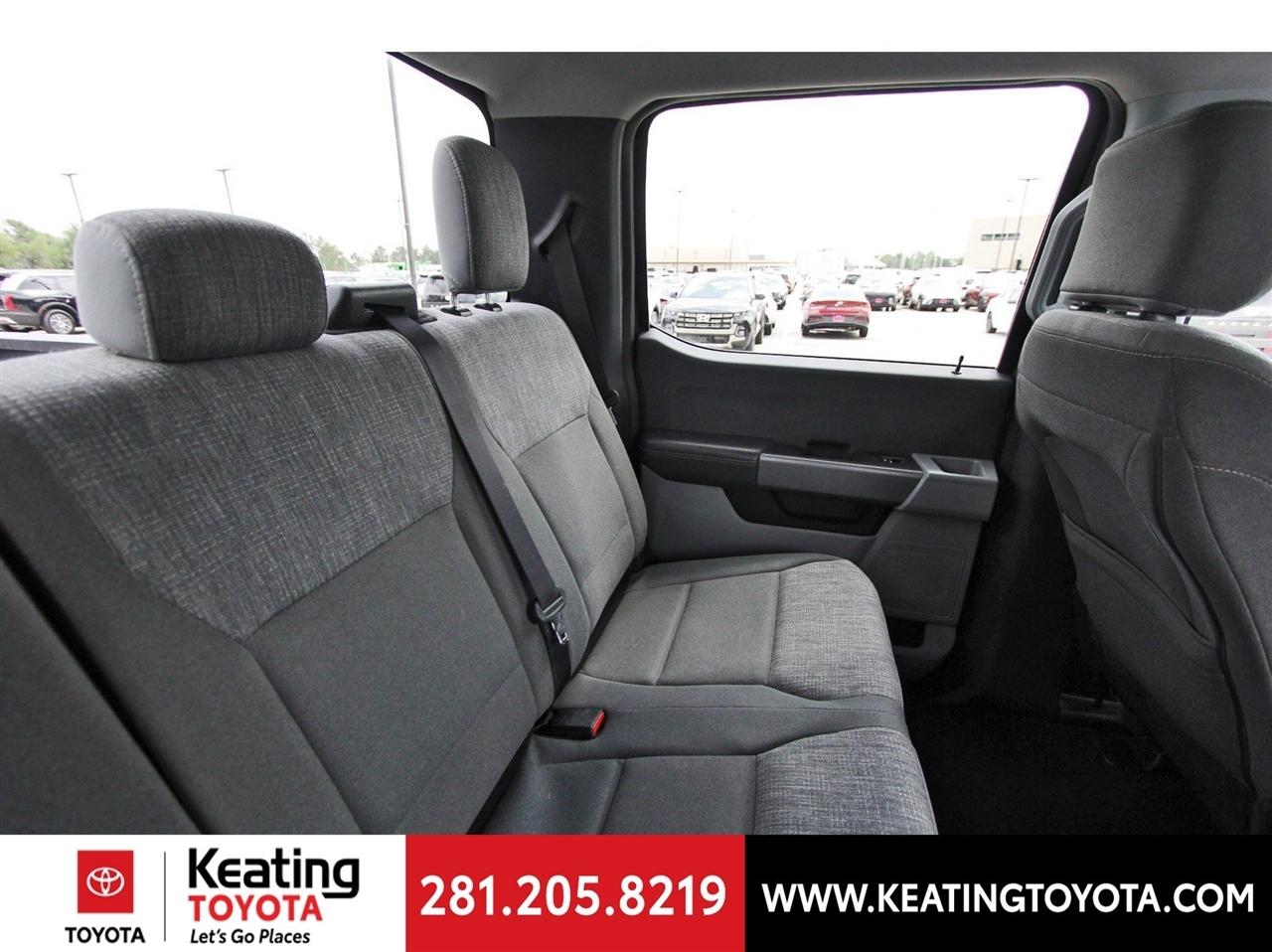 Ford F-250 SD XLT Crew Cab 4WD 2025