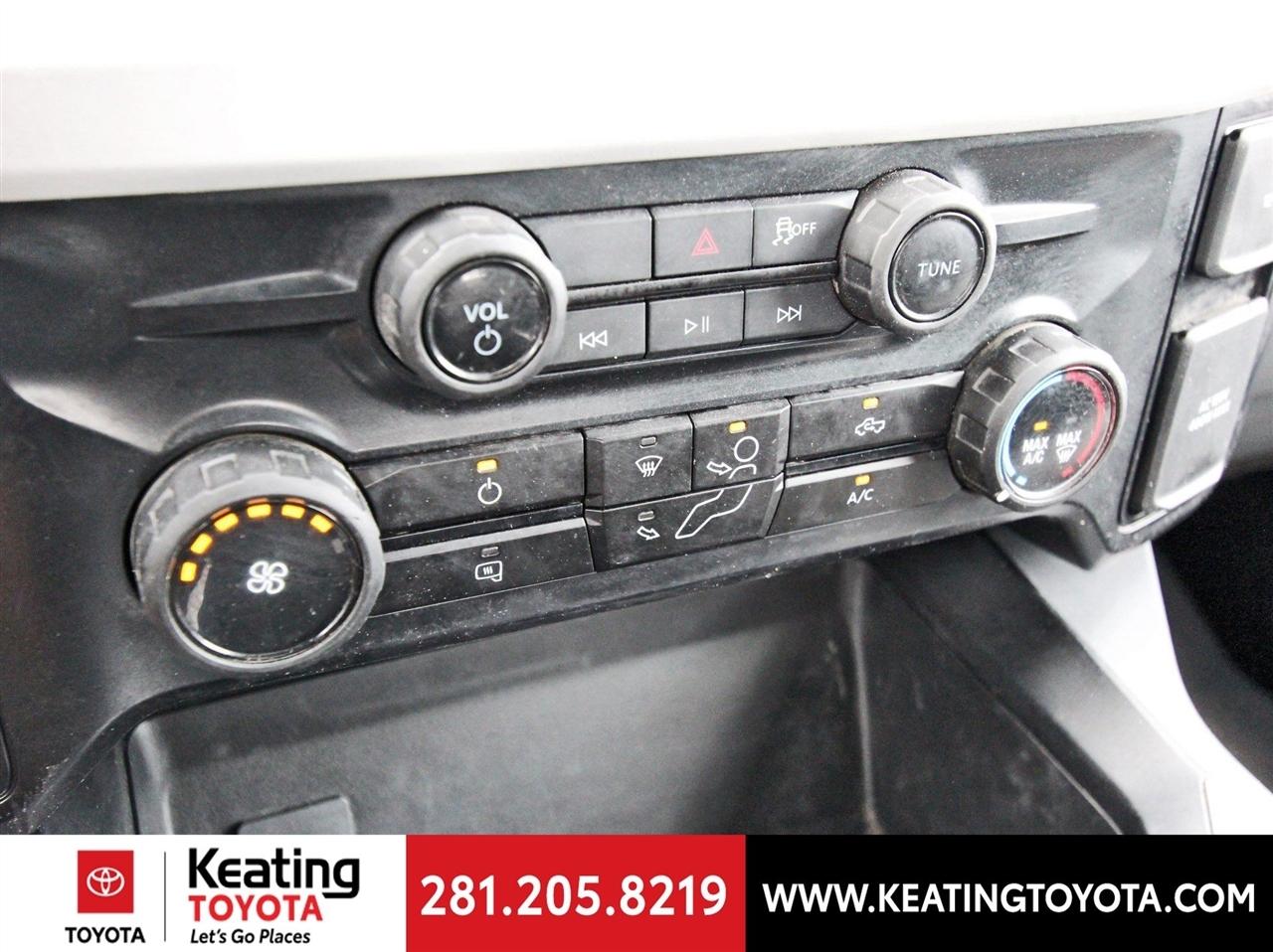 Ford F-250 SD XLT Crew Cab 4WD 2025