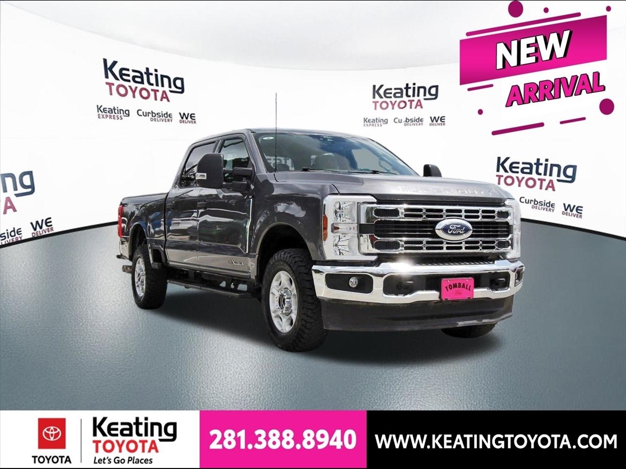 Ford F-250 SD XLT Crew Cab 4WD 2025