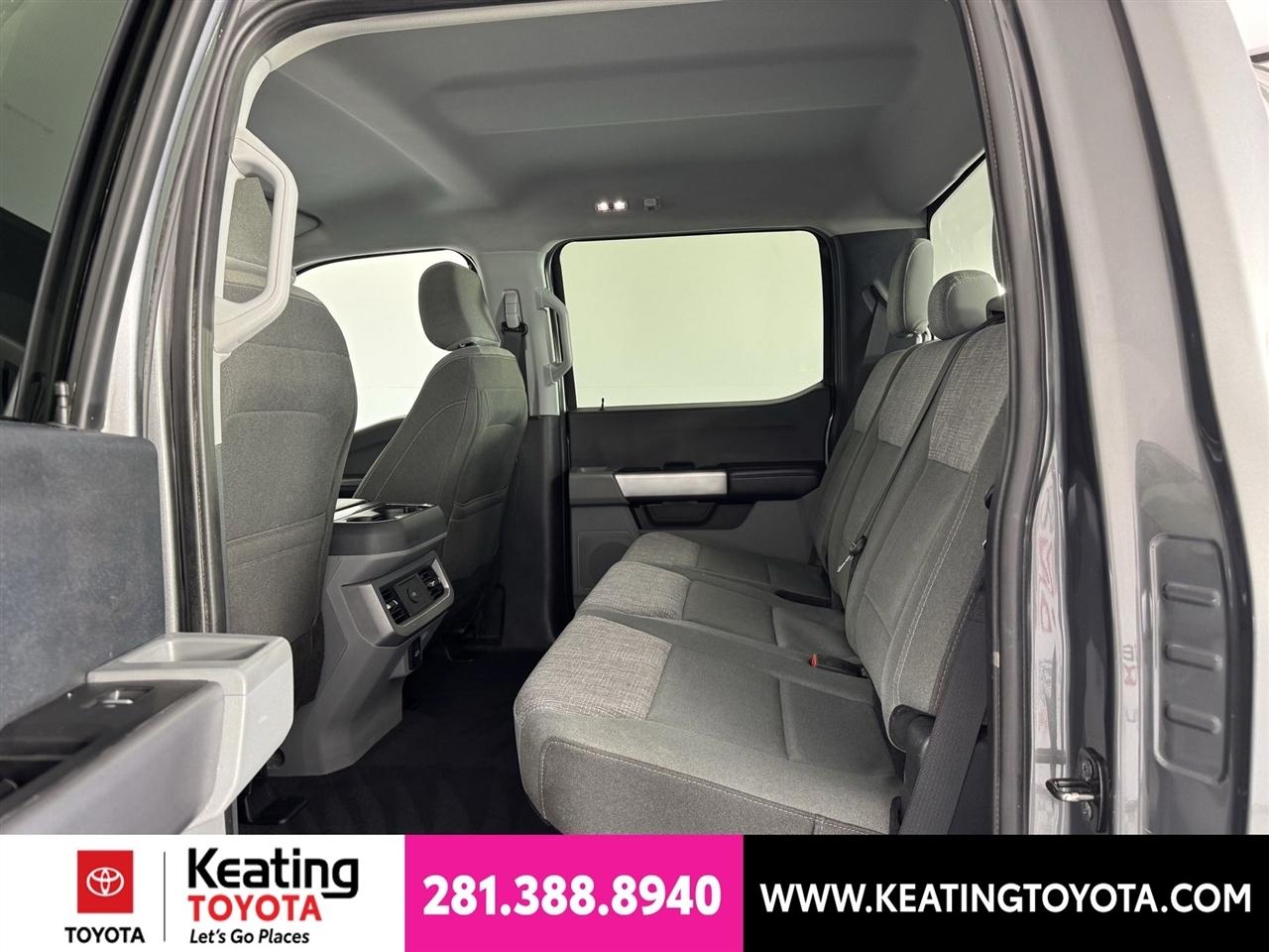 Ford F-250 SD XLT Crew Cab 4WD 2025