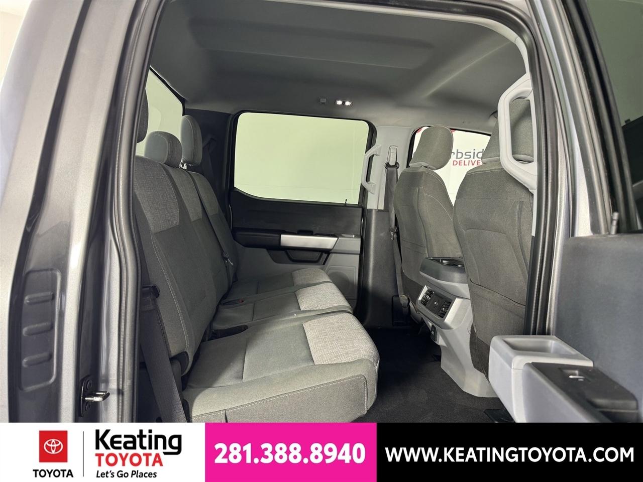 Ford F-250 SD XLT Crew Cab 4WD 2025