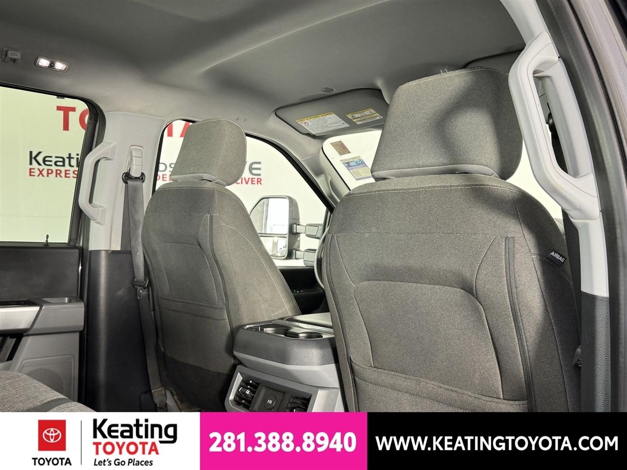 Ford F-250 SD XLT Crew Cab 4WD 2025