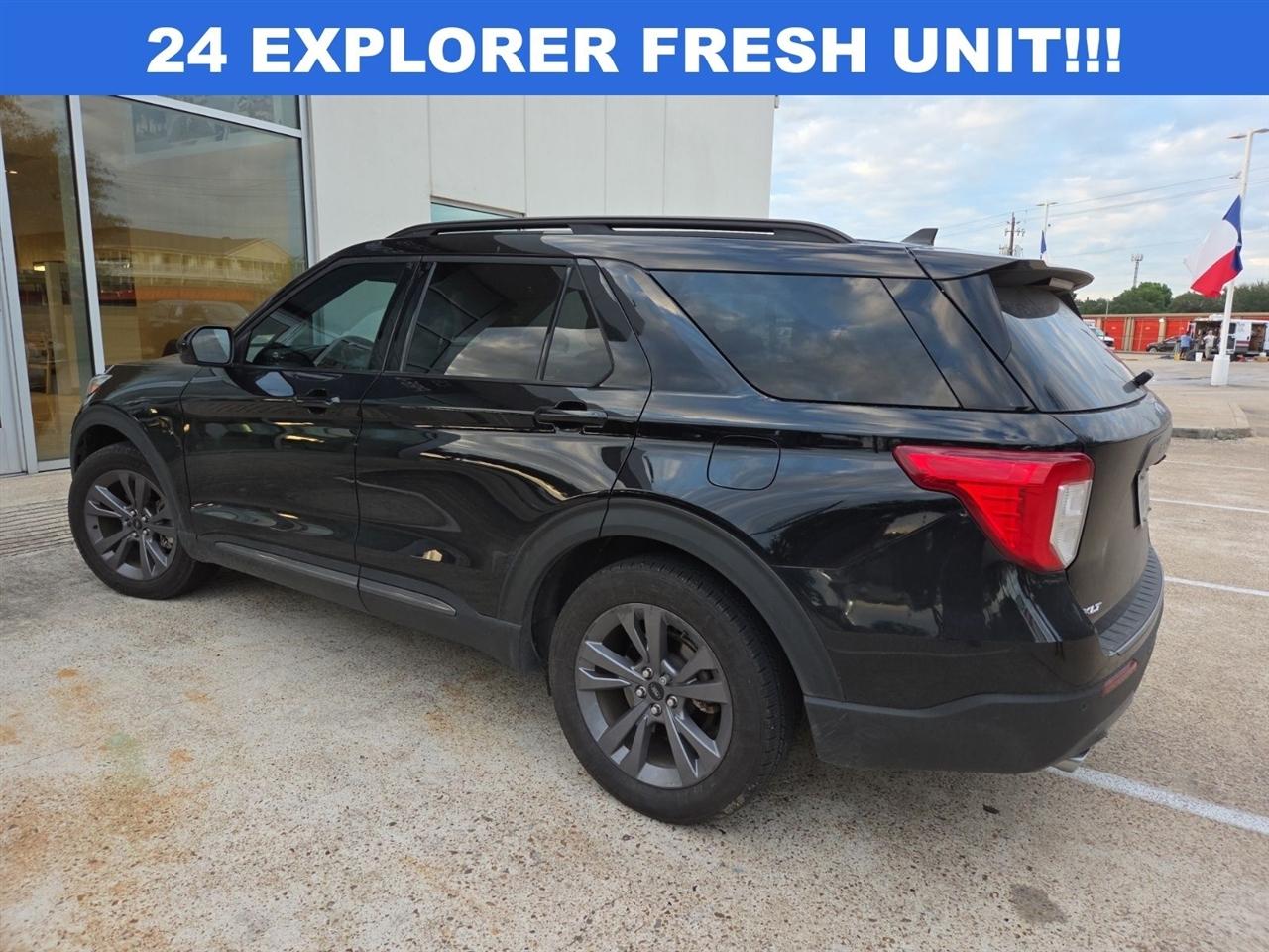Ford Explorer XLT 2024