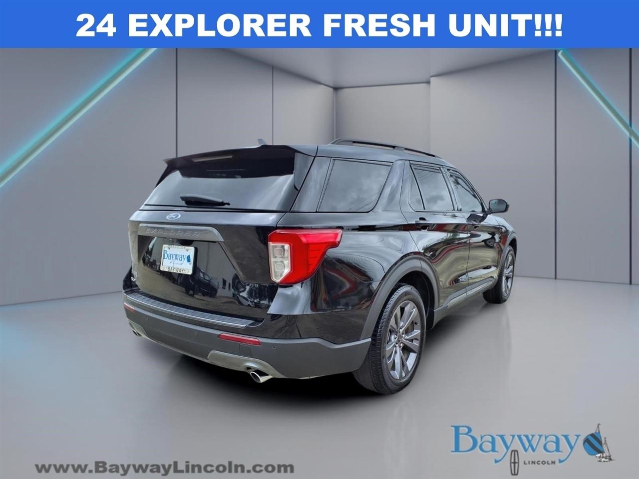 Ford Explorer XLT 2024