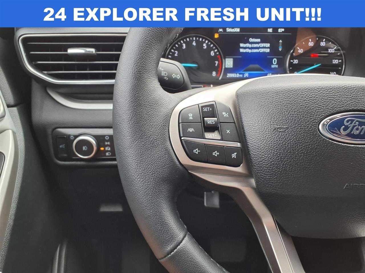 Ford Explorer XLT 2024